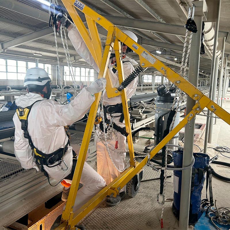 Evolve Rope Access Climbing in Confined Spaces